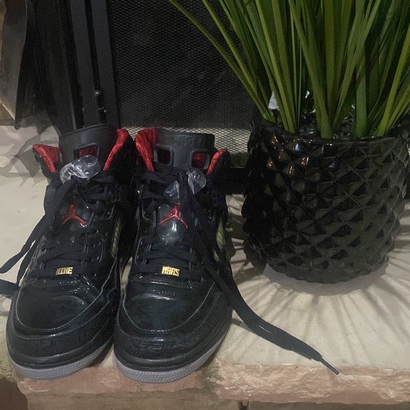 Jordan Spizike Stealth 2010 - Picture 4 of 11